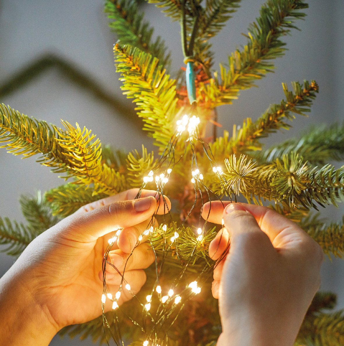 Tenda per albero Alt.2,10 m Bianco caldo 672 LED 3